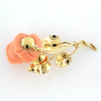 18k gold brooch with a coral rose head cut