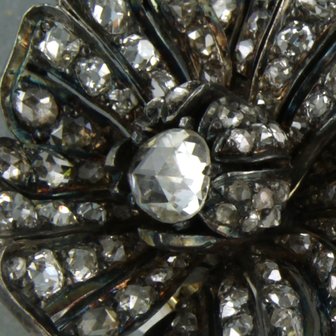 14k goud met zilver broche bezet met roos en old mine cut geslepen diamanten