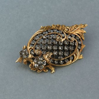 Goud met zilver broche bezet met roos geslepen diamant 0.20ct