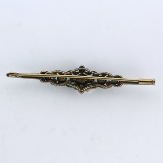 14k goud met zilveren broche met op zilver gezet roos diamanten tot. 0.30ct