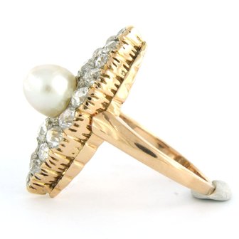 18k rose gold marquise ring set with pearl and Bolshevik cut diamonds tot. 2.00ct