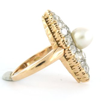 18k rose gold marquise ring set with pearl and Bolshevik cut diamonds tot. 2.00ct