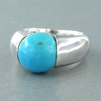 14 kt white gold ring set with turquoise