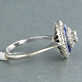 18 kt white gold ring set with enamel and brilliant and single cut diamond tot. 0.23ct/0.27ct