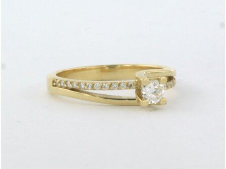 18k geel gouden ring bezet met briljant geslepen diamant tot. 0,30ct - rm 17.5 (55)