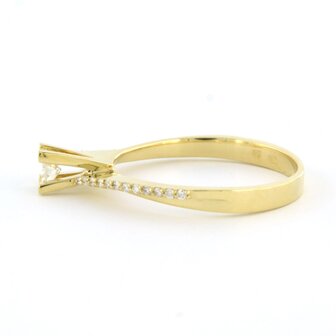 18 kt yellow gold ring set with brilliant cut diamonds. 0.28ct - rm 17.5(55)