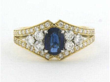18 kt bicolor gold ring with sapphire 0.69 ct and brilliant cut diamond 0.70 ct