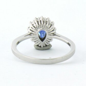 18 kt white gold ring with sapphire 0.70 ct and brilliant cut diamond 0.28 ct