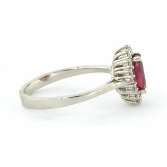 18K WHITE GOLD ENTOURAGE RING WITH RUBY 1.27 CT AND BRILLIANT CUT DIAMOND 0.28 CT