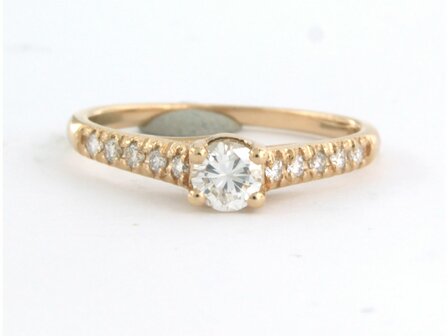 18k ros&eacute; gouden ring bezet met briljant geslepen diamant 0.46 ct - rm 17.5 (55) 