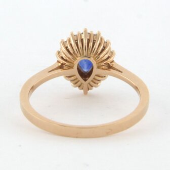 18 kt rose gold entourage ring with central sapphire and brilliant cut diamond 0.26 ct