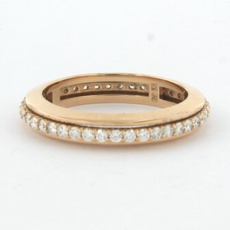 18 carat red gold ring set with brilliant cut diamond tot. 0.72ct - rm 18.25(57)