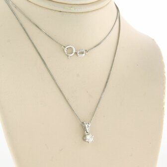 14 kt white gold necklace with solitair pendant with diamond 0.10 ct