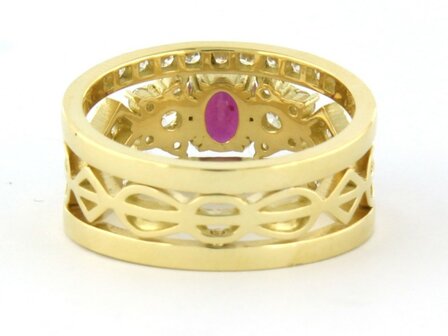 18 kt yellow gold ring with central ruby and brilliant cut diamond 0.80 ct