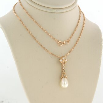 14k ros&eacute; gouden collier met hanger met parel en diamant 0.20 ct