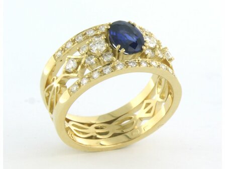 18 kt yellow gold ring with central sapphire and brilliant cut diamond 0.78 ct