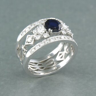 14 kt white gold ring with central sapphire and brilliant cut diamond 0.70 ct