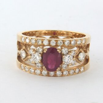 18 kt red gold ring with central ruby and brilliant cut diamond 0.82 ct