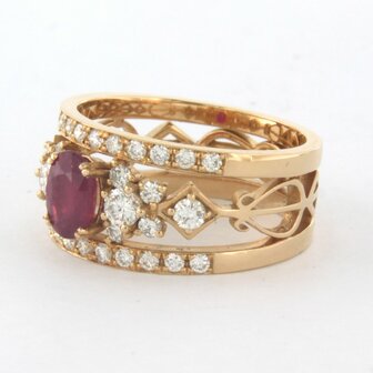 18 kt red gold ring with central ruby and brilliant cut diamond 0.82 ct