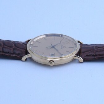 Omega De Ville 18k yellow gold ref 196.7500