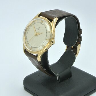 Omega Bumper Automatic Bumper 18k yellow gold case | ref 2421