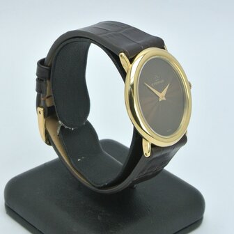 Eterna Ellipse | 18k yellow gold case