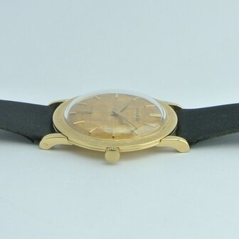 Movado 18k yellow gold case | ref 5354