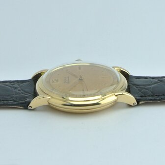 Doxa Automatic | 18k gold case