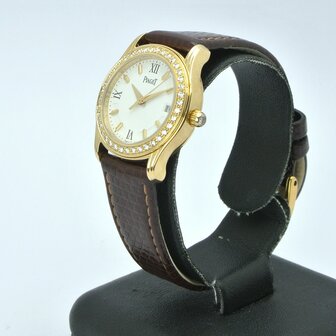 Piaget Polo ref 22005 | 18k gold case | factory diamond set