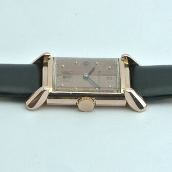 Bulova Tank-model | 14k rose gold case