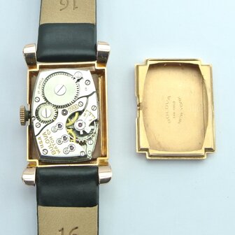 Bulova Tank-model | 14k rose gold case