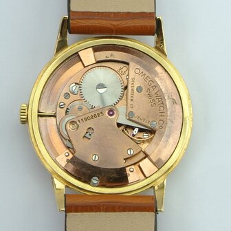 Omega Classic Vintage Automatic ref 2617 18k yellow gold case