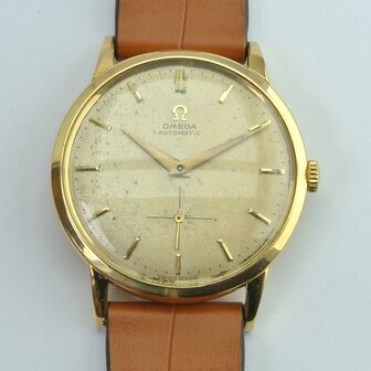 Omega Classic Vintage Automatic ref 2617 18k yellow gold case