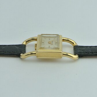 Jaeger-LeCoultre Etrier ref 1670 18k yellow gold case