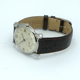 Universal Gen&egrave;ve Vintage 1942 | Cal 262