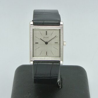 Piaget Tank 23mm x 29mm ref 931 A4