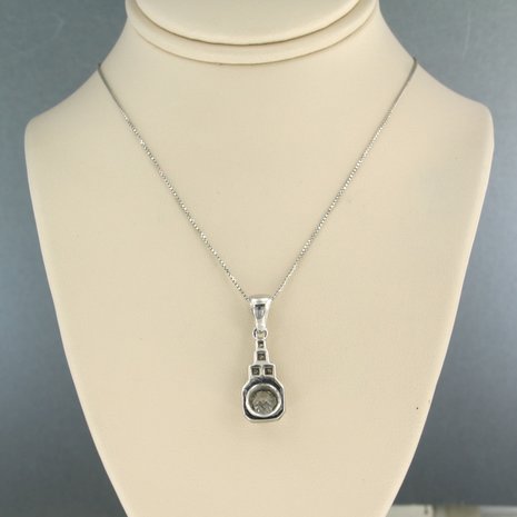 18k white gold necklace with pendant set with Bolschevik cut and old single cut diamond 0,75ct - F/G - VS/SI - 45 cm