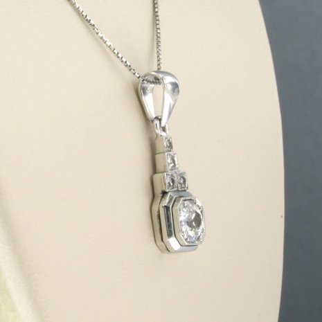 18k white gold necklace with pendant set with Bolschevik cut and old single cut diamond 0,75ct - F/G - VS/SI - 45 cm