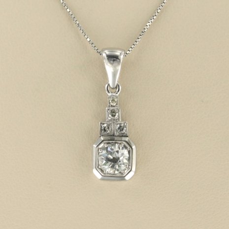 18k white gold necklace with pendant set with Bolschevik cut and old single cut diamond 0,75ct - F/G - VS/SI - 45 cm