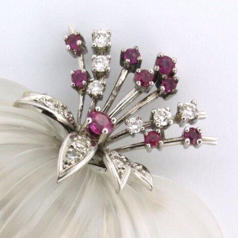 14 kt gold brooch with rock crystal, ruby ​​and brilliant/single cut diamond