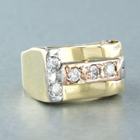 14 kt three-tone gold ring set with a brilliant cut diamond tot. 0.50ct