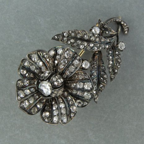14k goud met zilver broche bezet met roos en old mine cut geslepen diamanten