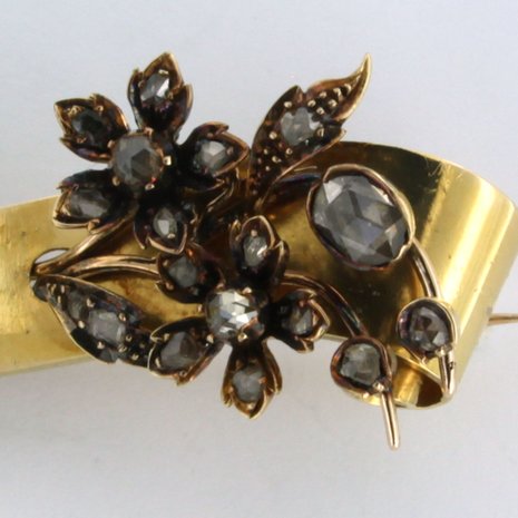 18k yellow gold brooch set with rose diamond