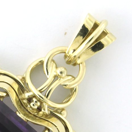 14 kt yellow gold pendant with amethyst