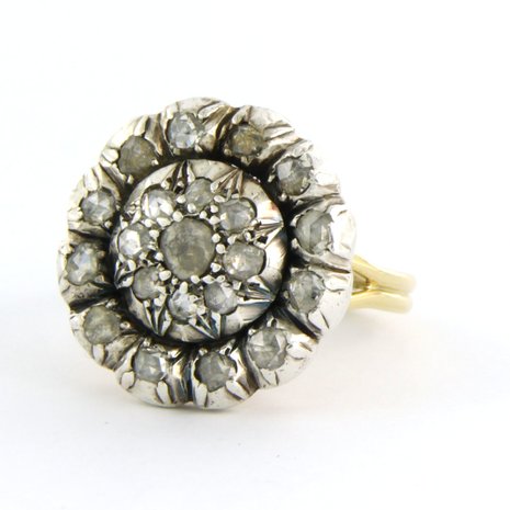 18 kt gold with Z2 silver ring set with old cut diamonds 0.50ct