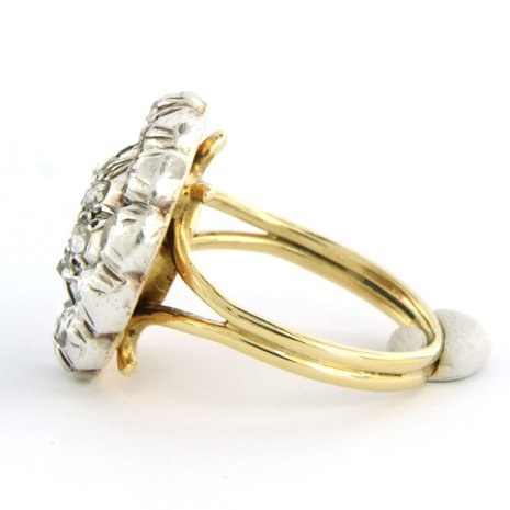 18 kt gold with Z2 silver ring set with old cut diamonds 0.50ct