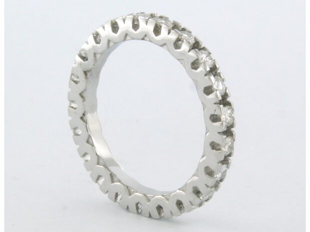 18 kt white gold eternity ring set with brilliant cut diamond 0.94 ct - rm 17.5 (55)