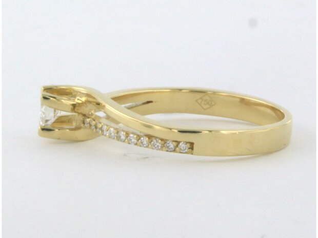 18k geel gouden ring bezet met briljant geslepen diamant tot. 0,30ct - rm 17.5 (55)