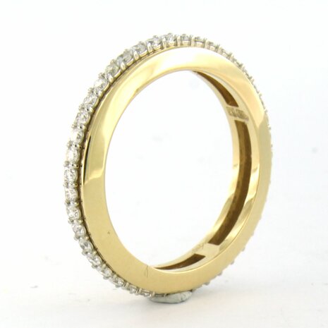 18 carat yellow gold ring set with brilliant cut diamond tot. 0.72ct - rm 18.25(57)