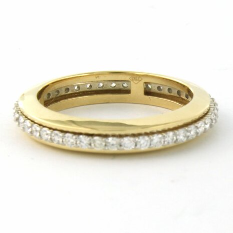 18 carat yellow gold ring set with brilliant cut diamond tot. 0.72ct - rm 18.25(57)